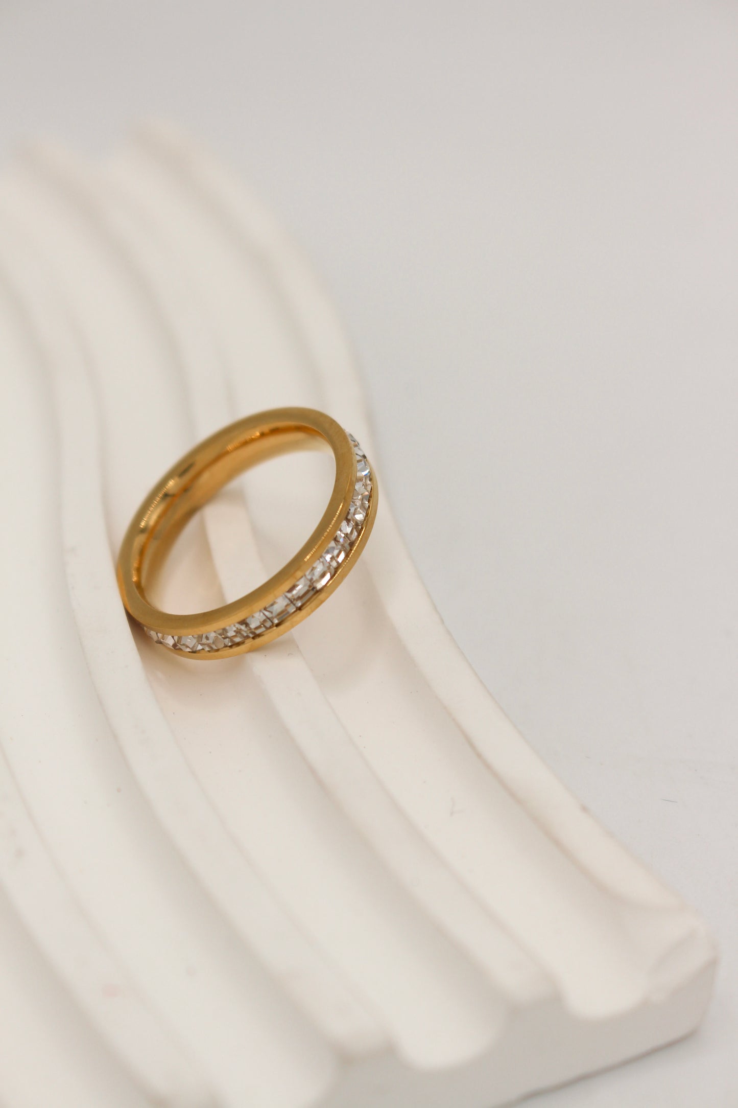 Hera Ring