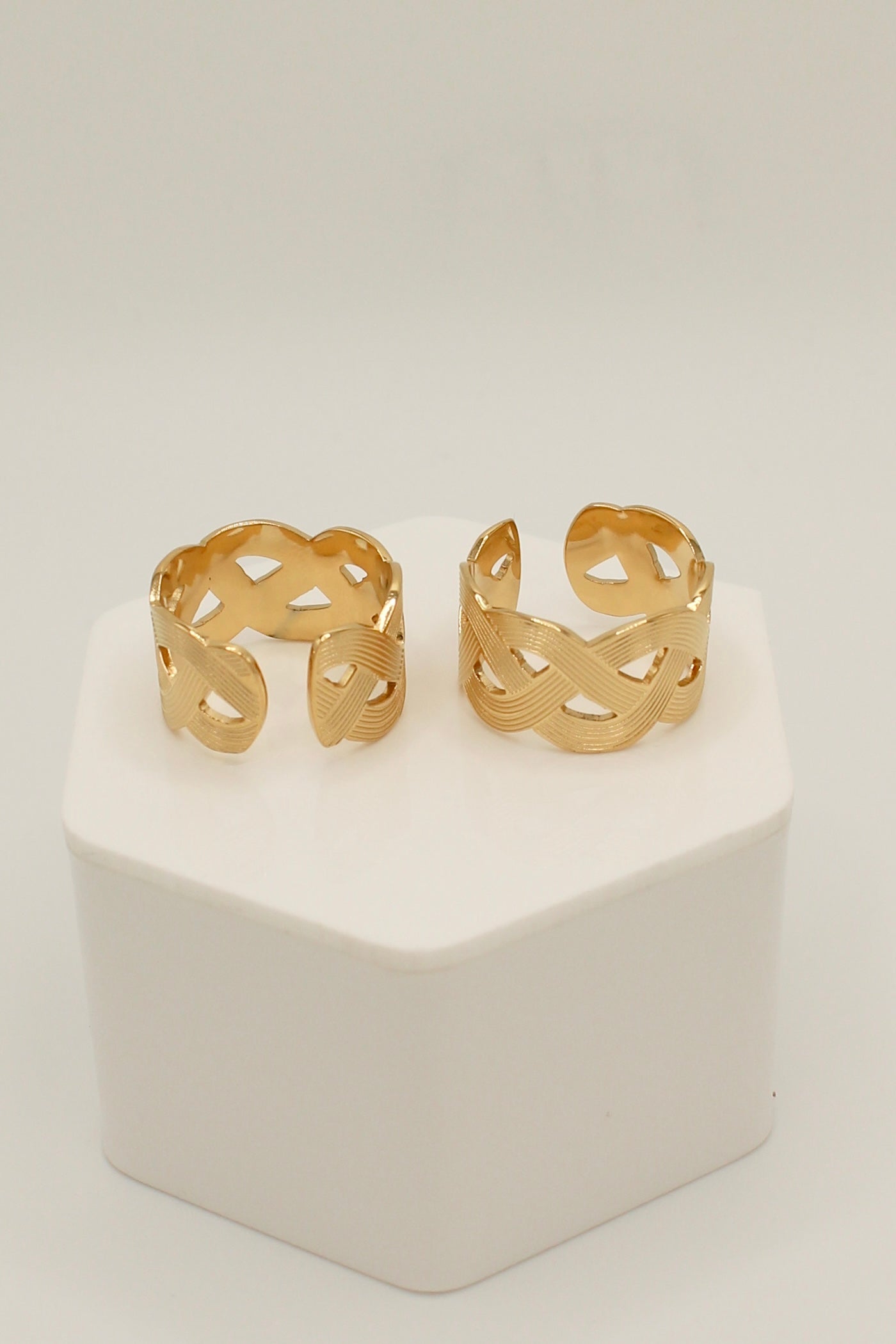 Iyica Ring