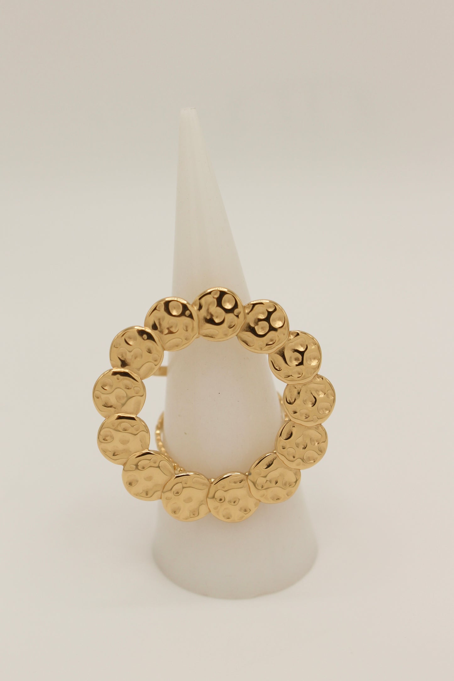 Axim Ring