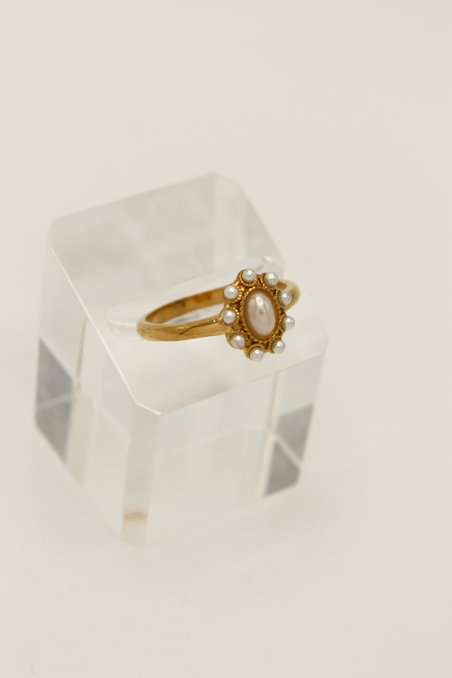 Sansa Ring