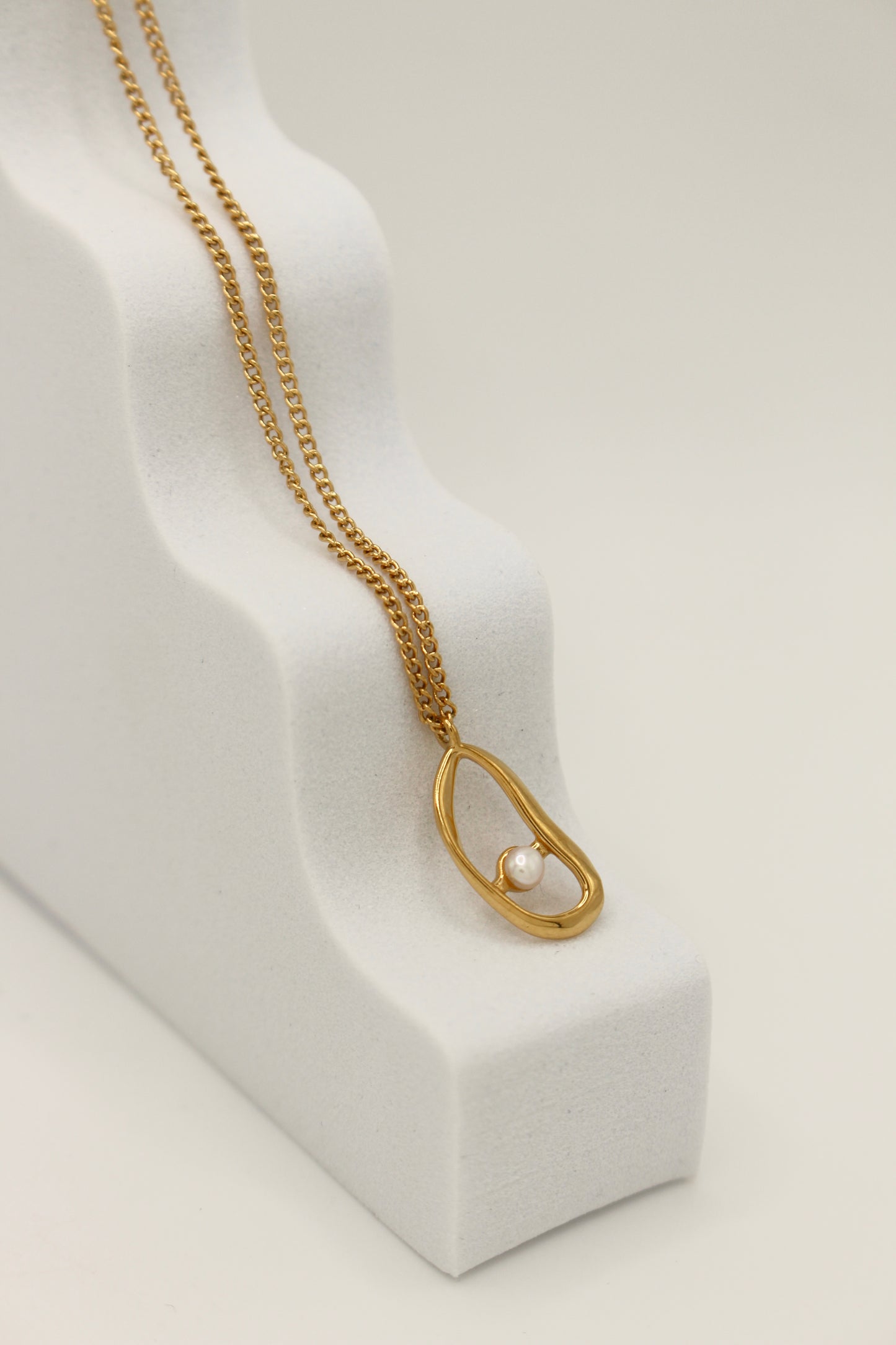 Friant Necklace