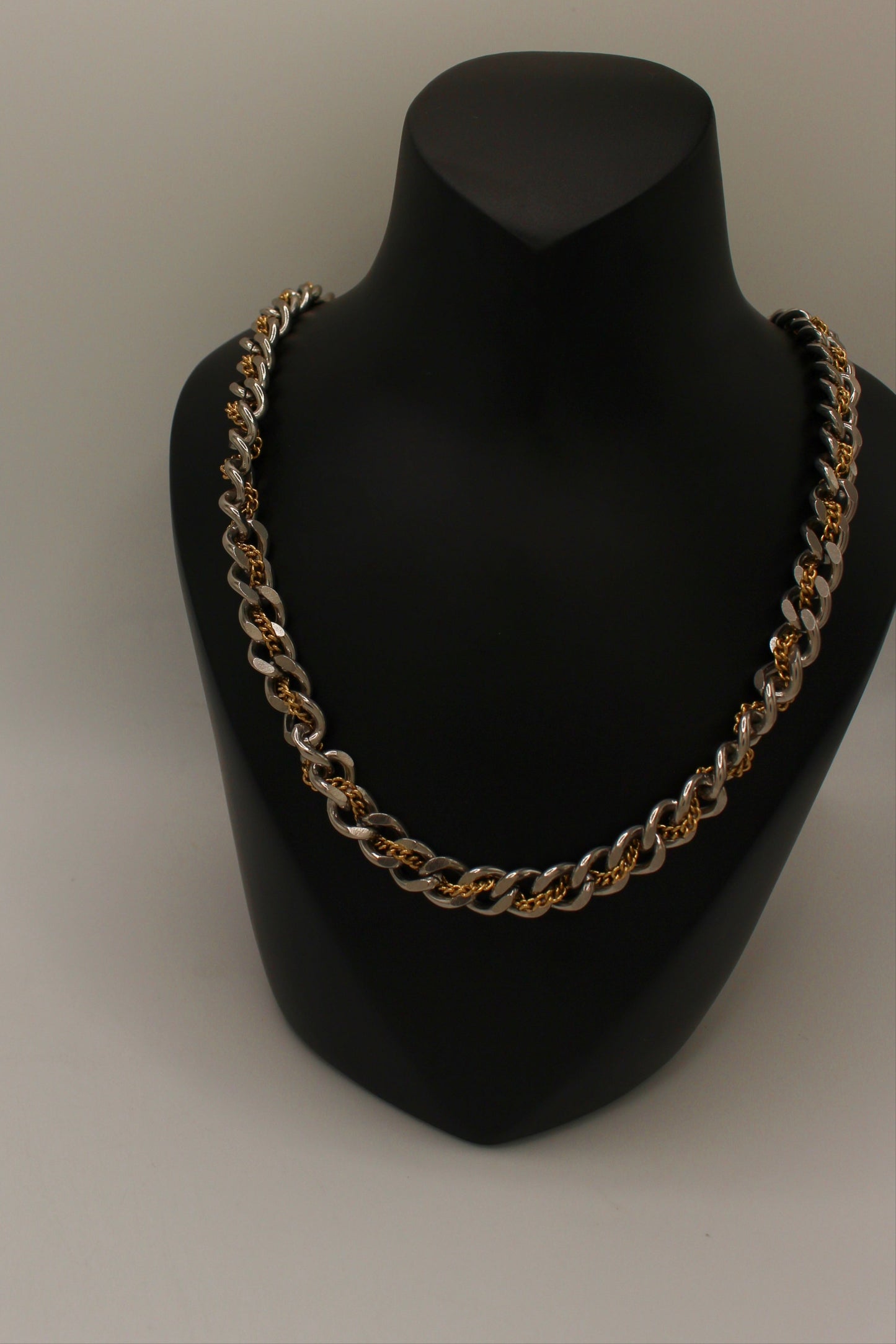 Obarra Necklace