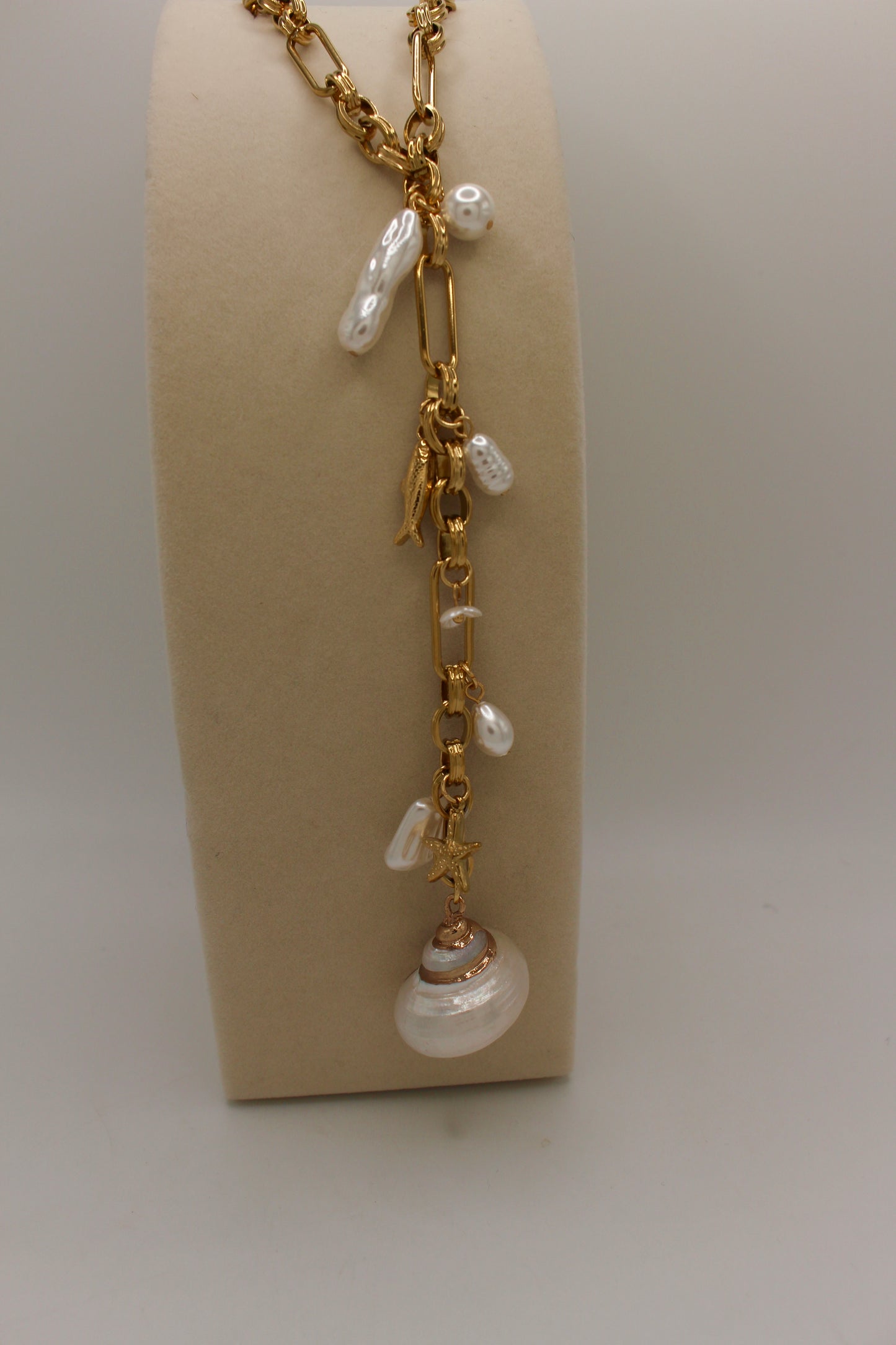 Zekley Necklace