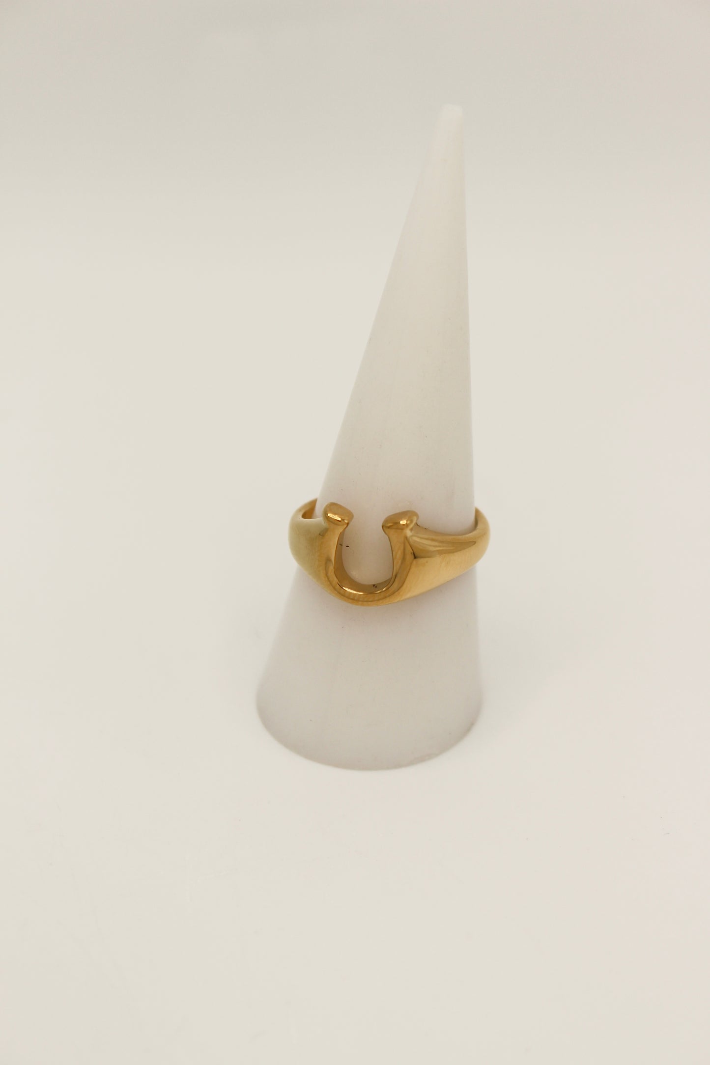 Ozias Ring