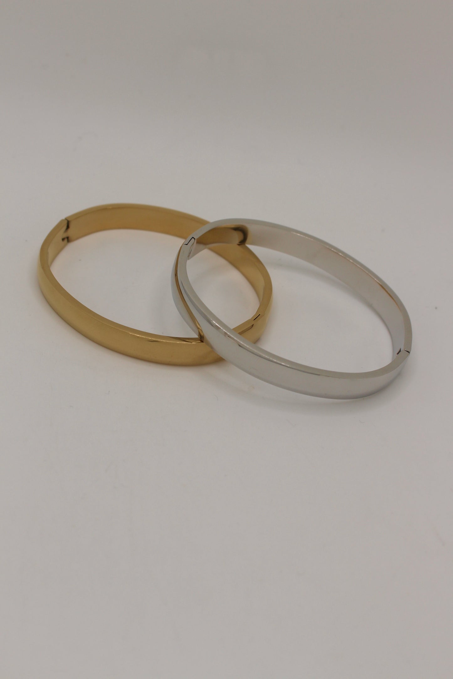 Buellton Bangle