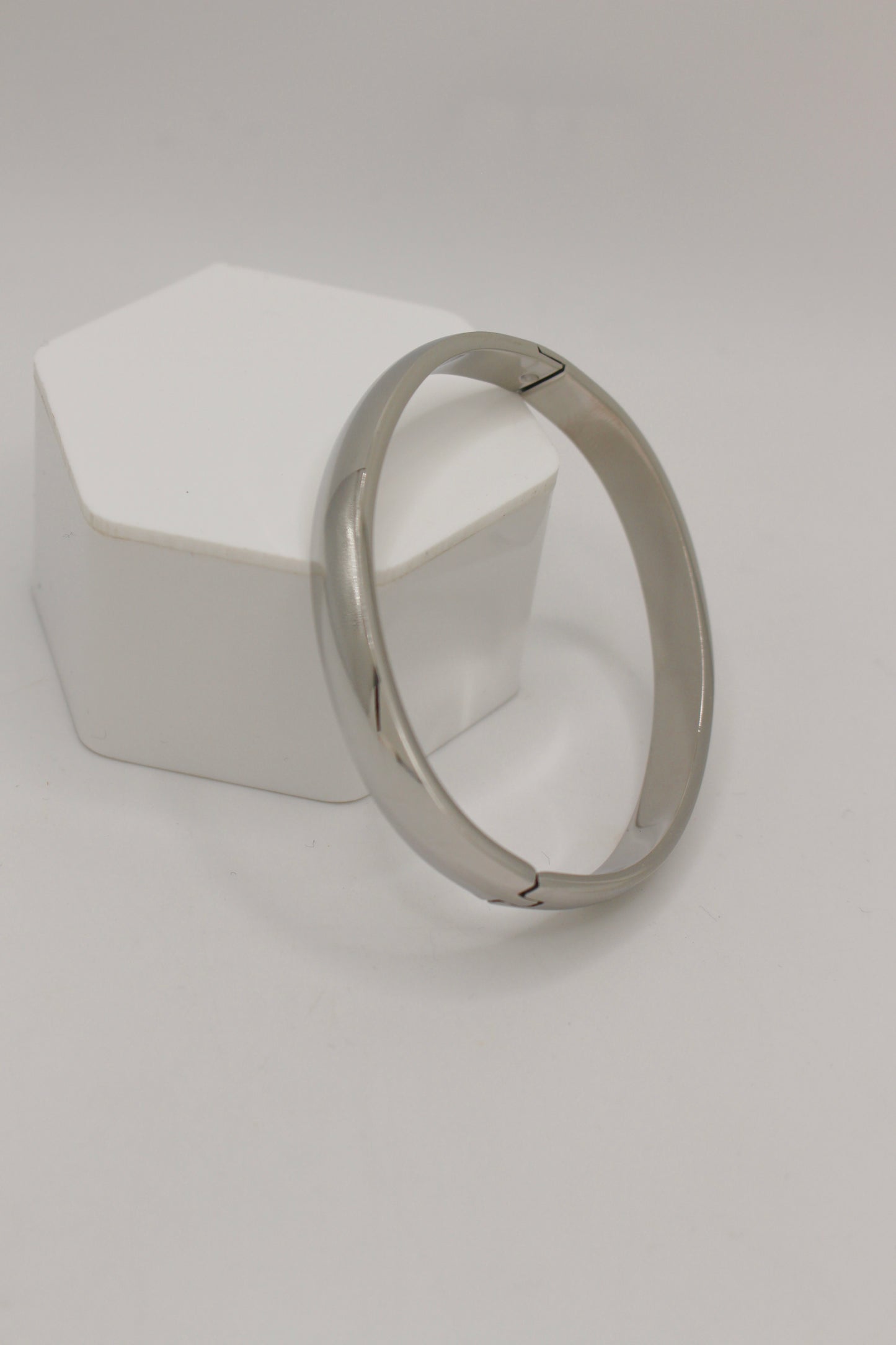 Buellton Bangle