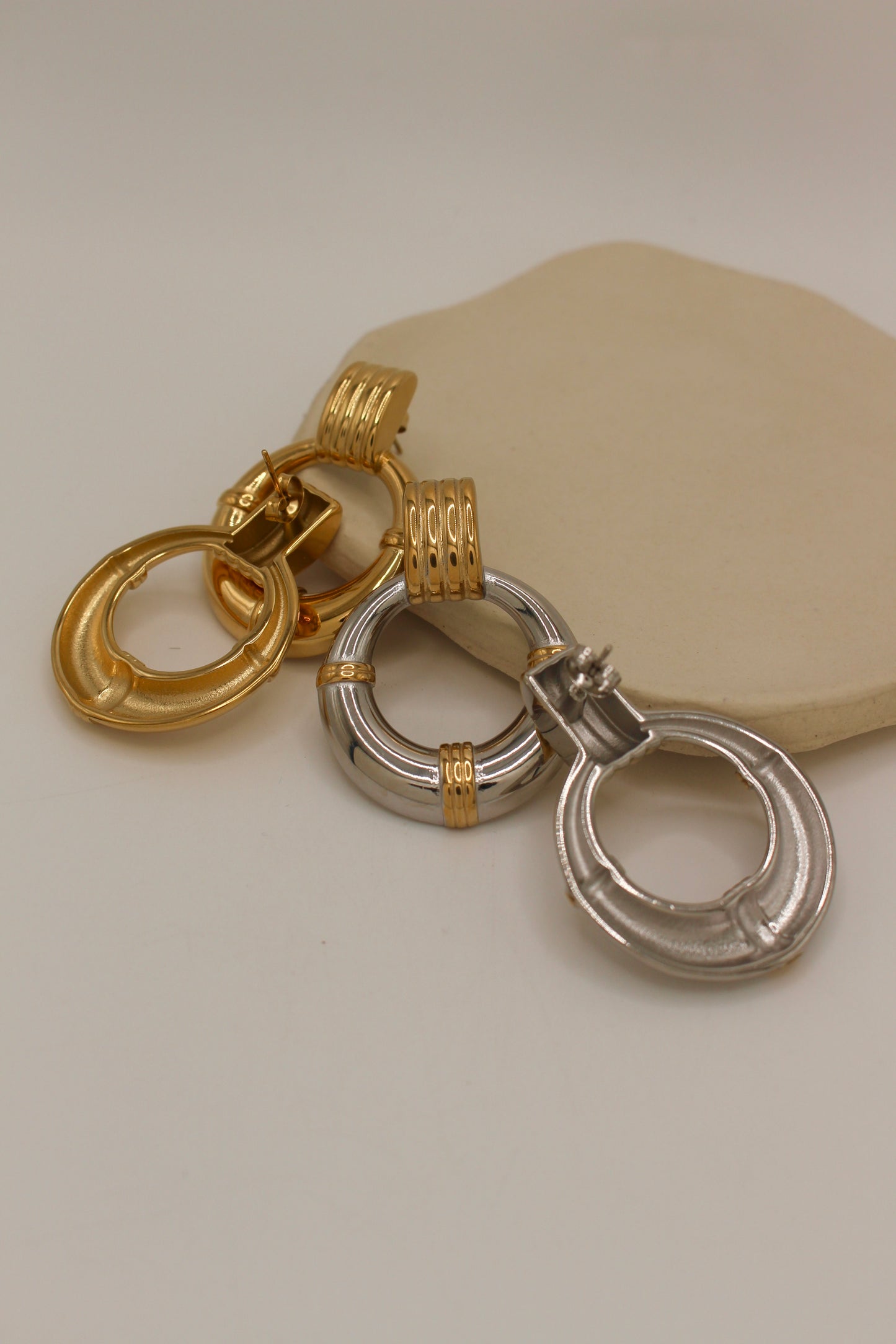 Pose Earrings
