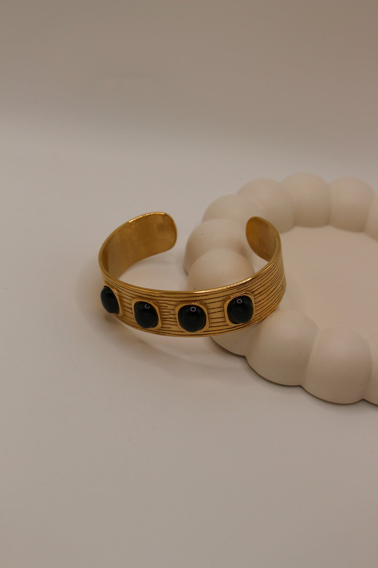 Tallhart Bangle