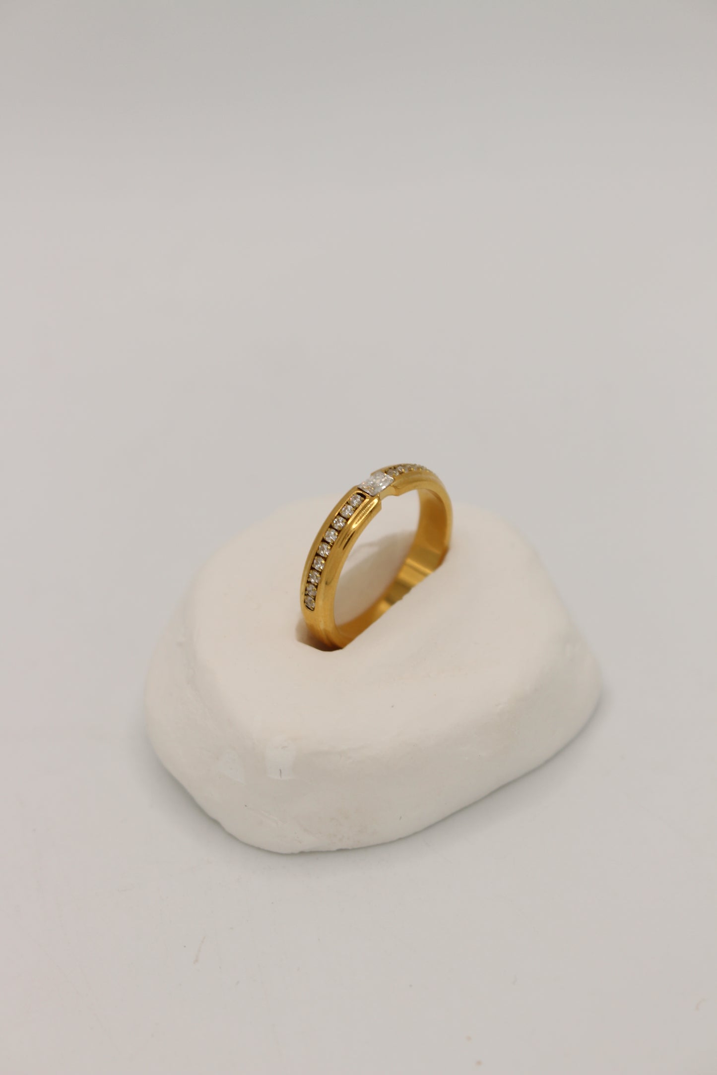 Izumi Ring