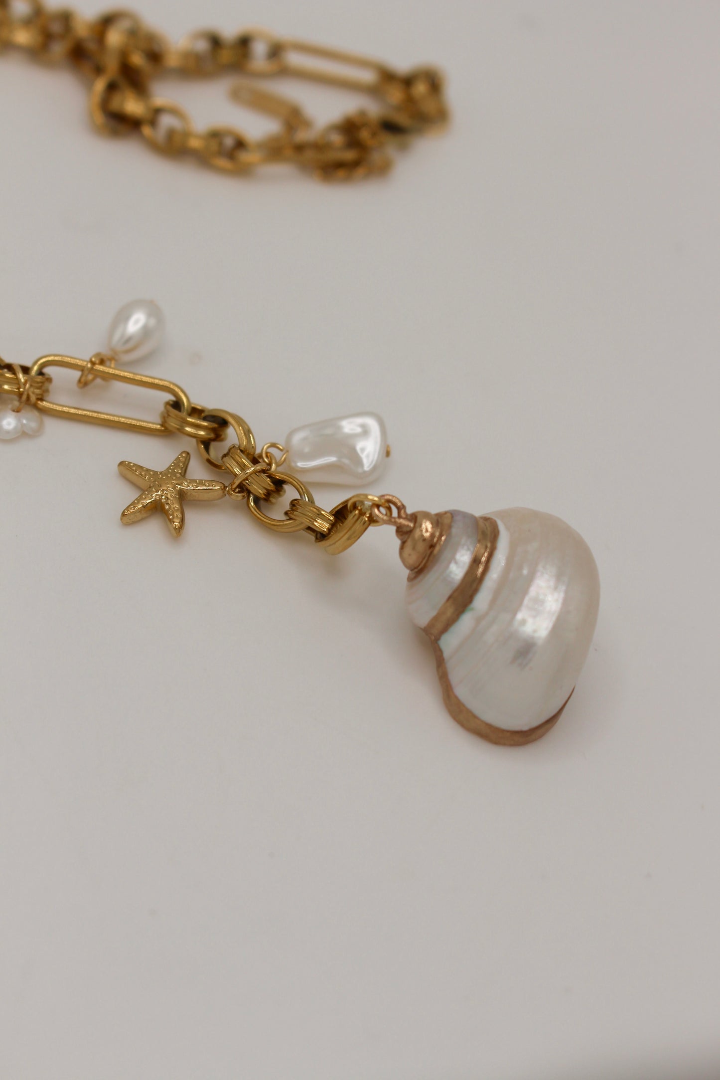 Zekley Necklace