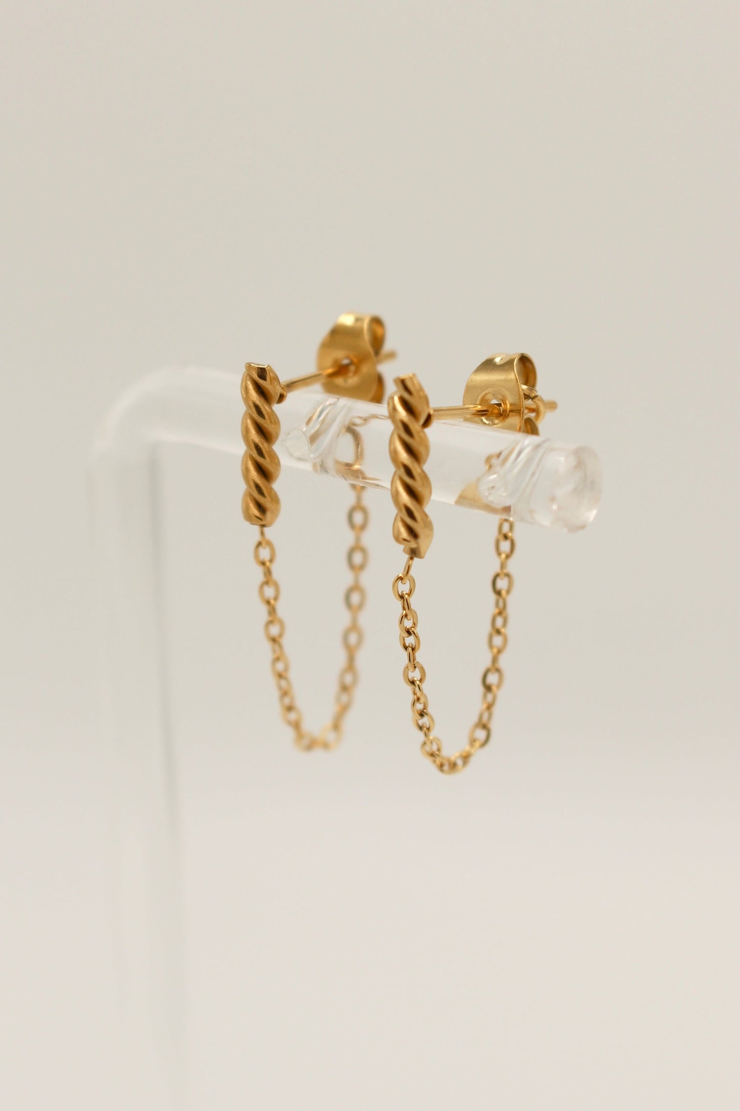 Cisco Chain Studs