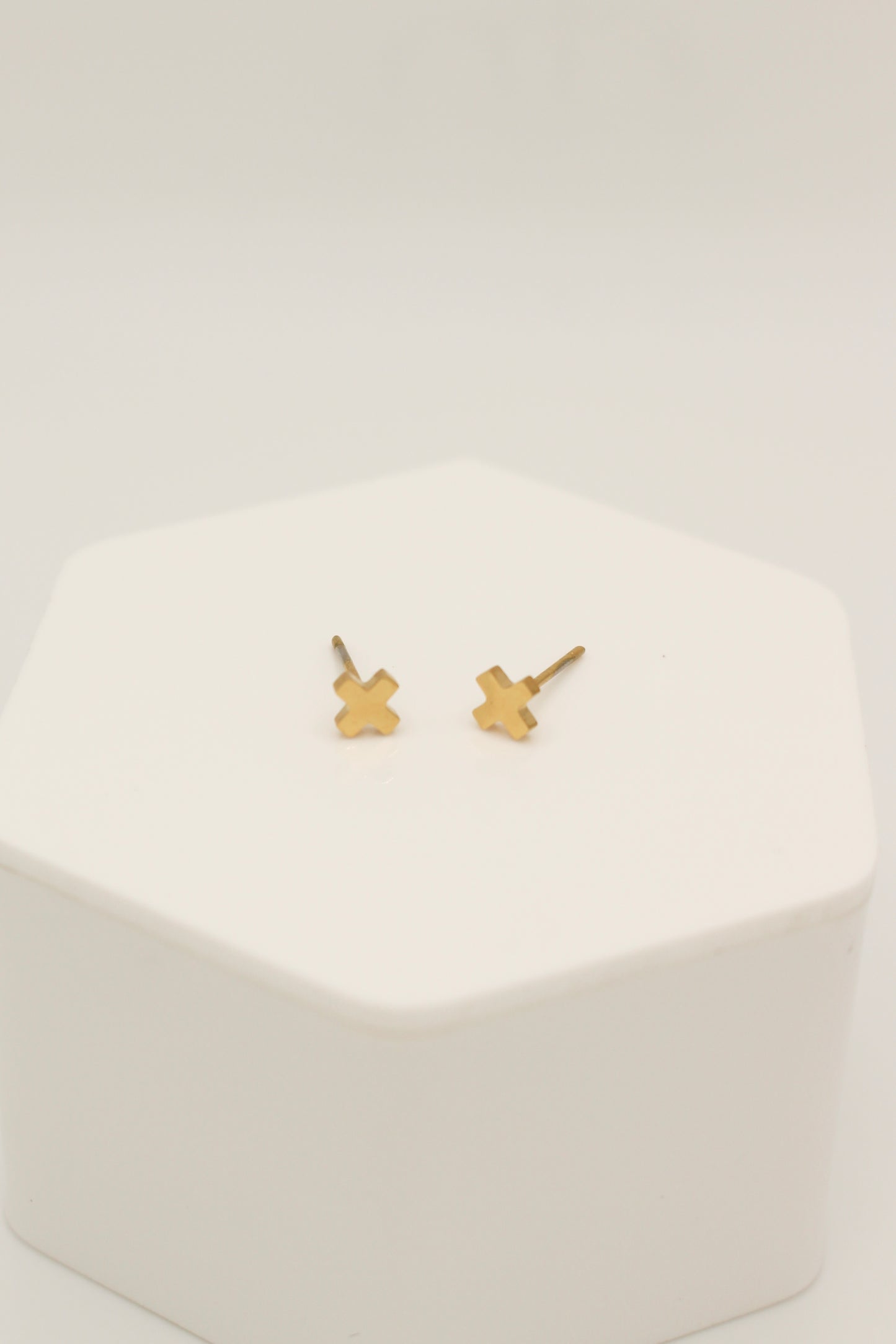 Ivy Earring Studs