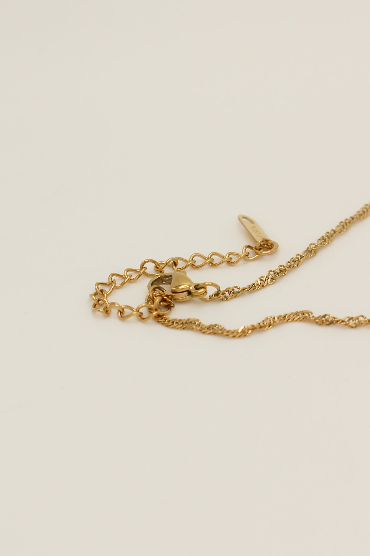 Vayda Necklace
