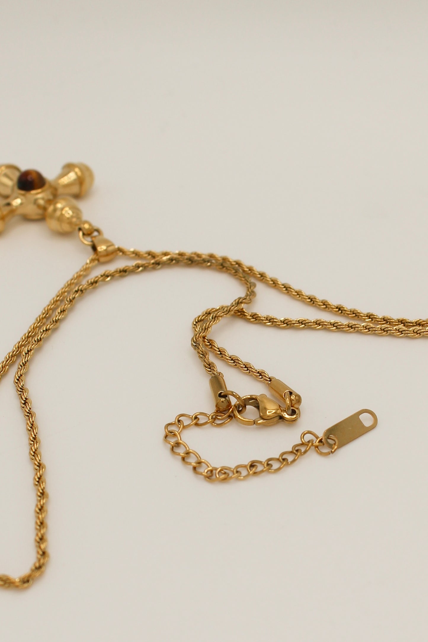 Lewber Necklace