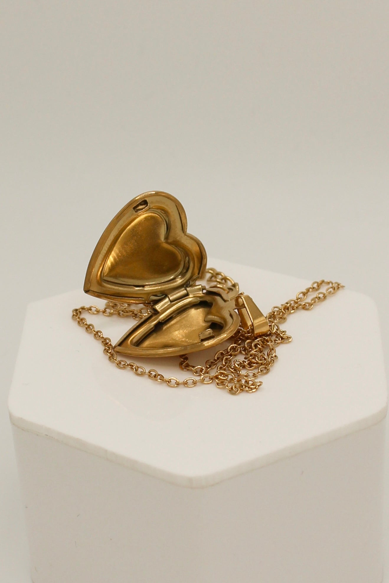 Eblis Necklace