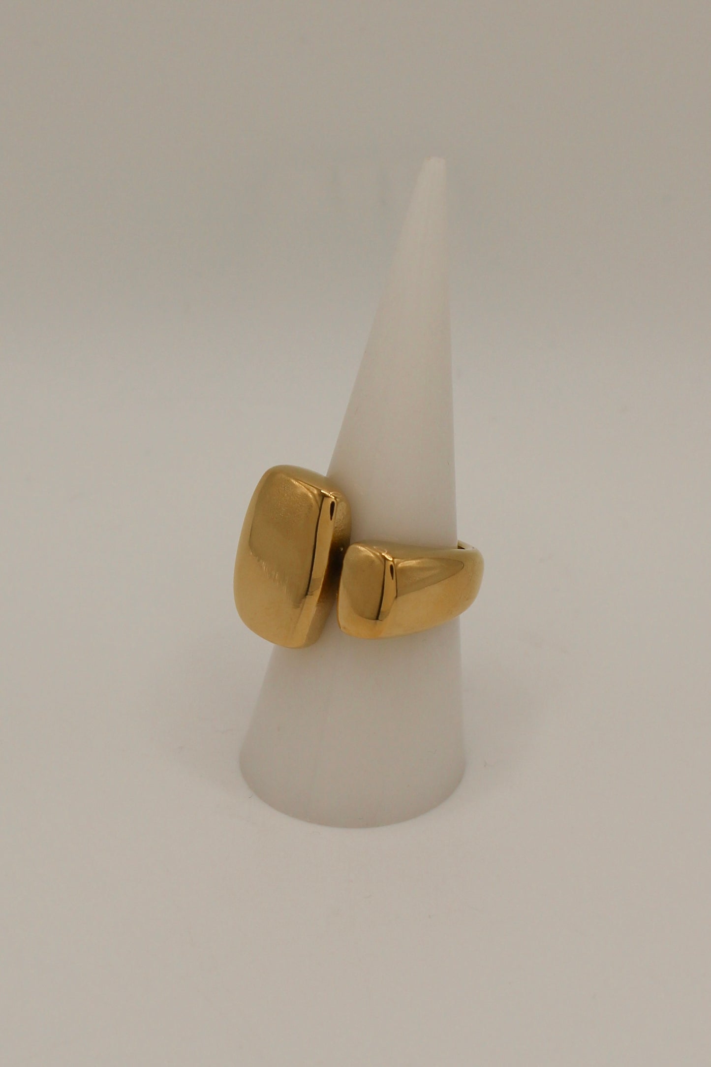 Orosi Ring