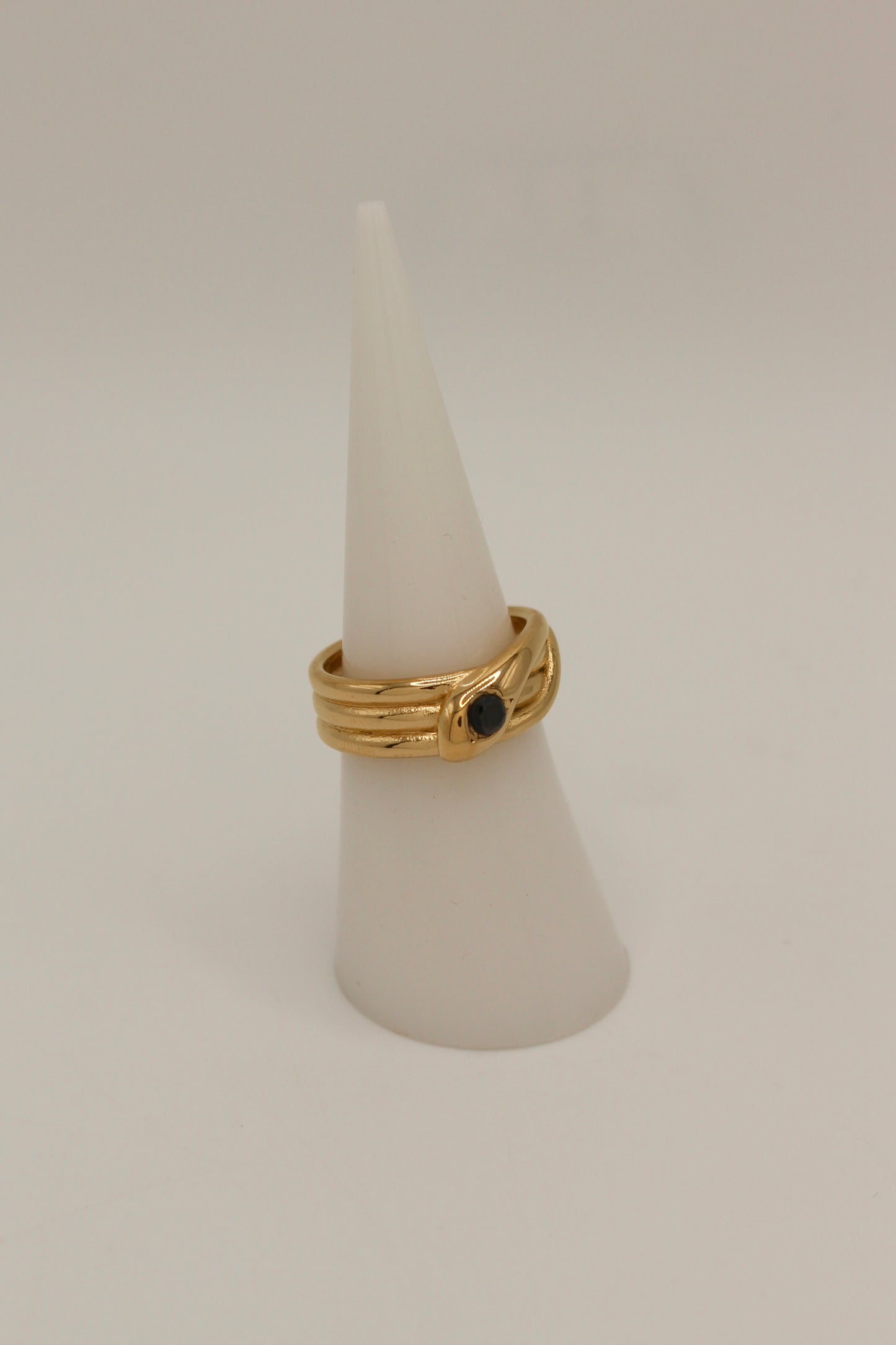 Merlin Ring