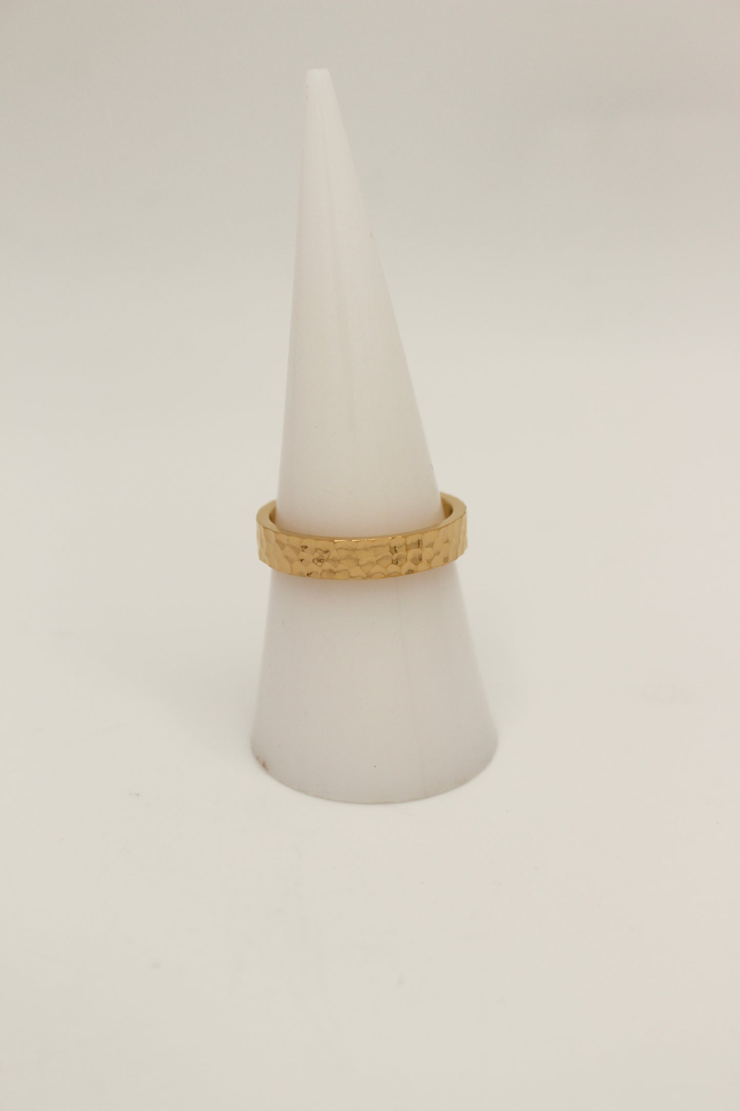 Arnaz Ring