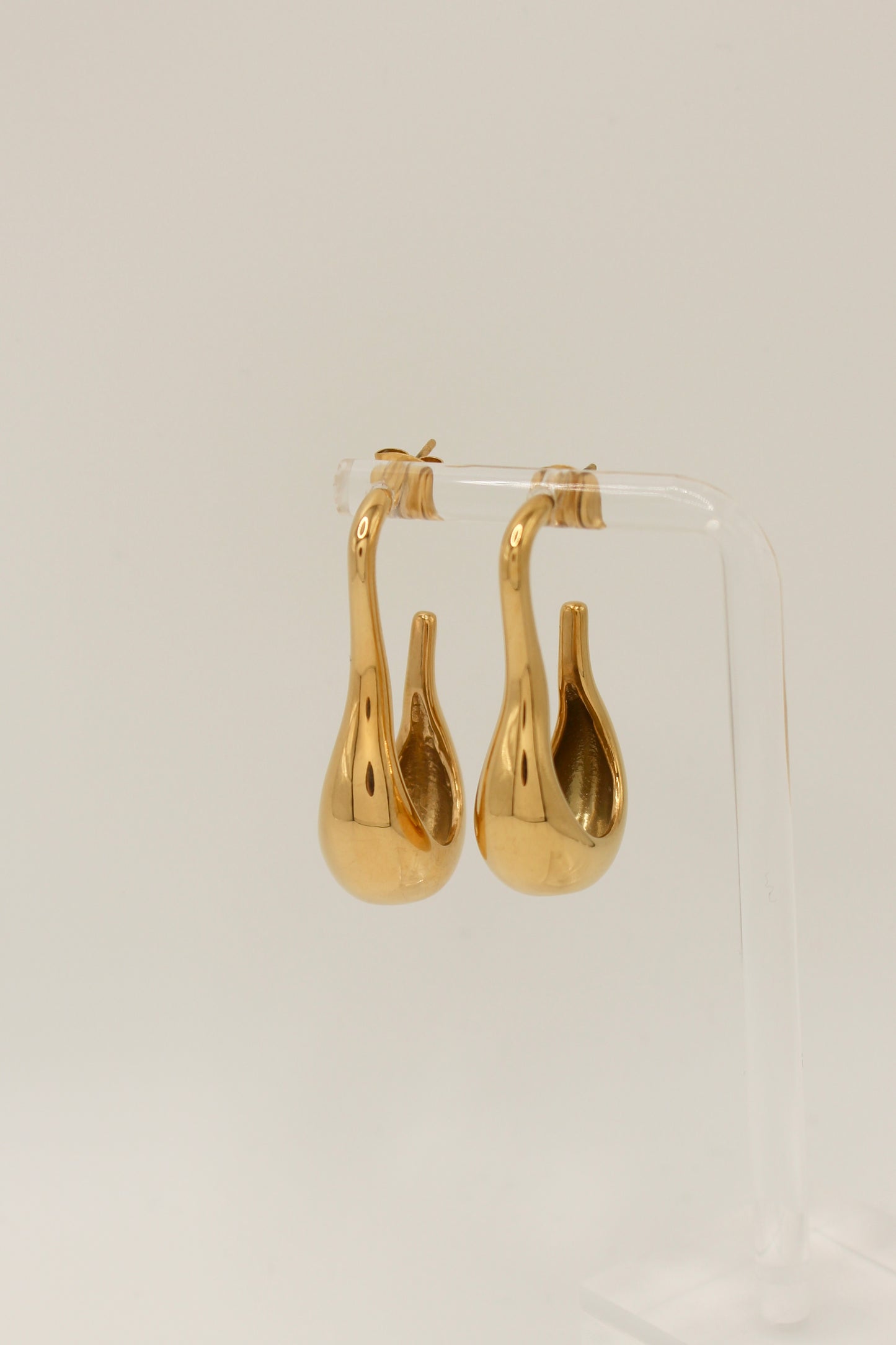 Aksana Earrings