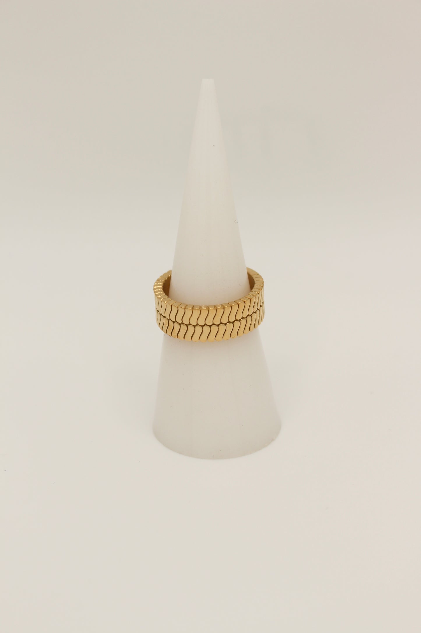 Ledda Ring