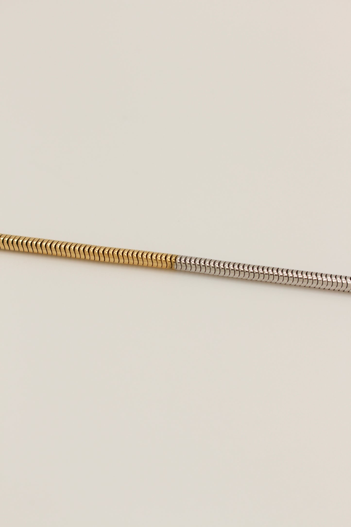 Lucent Necklace - 4mm