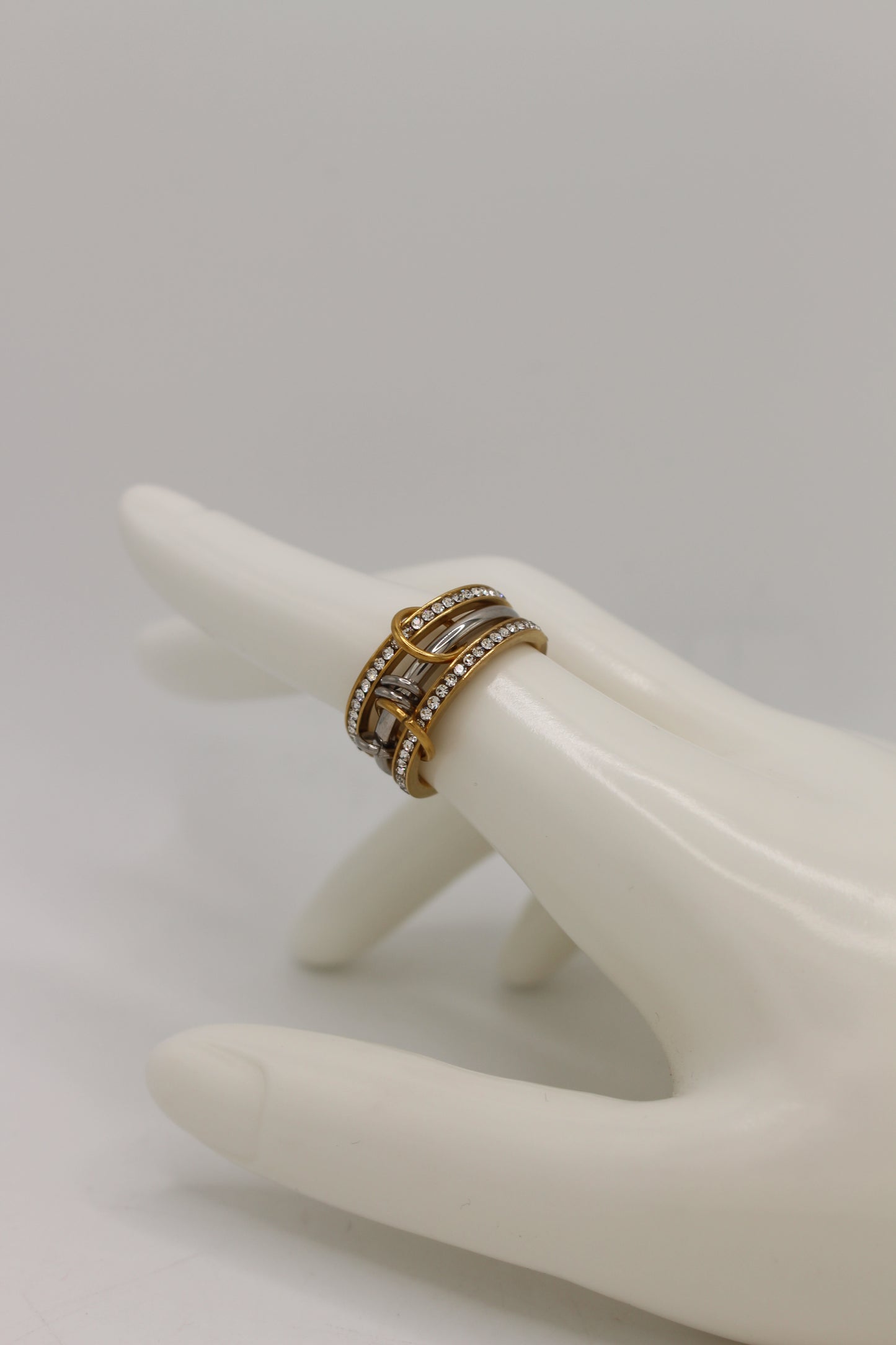 Emeli Ring
