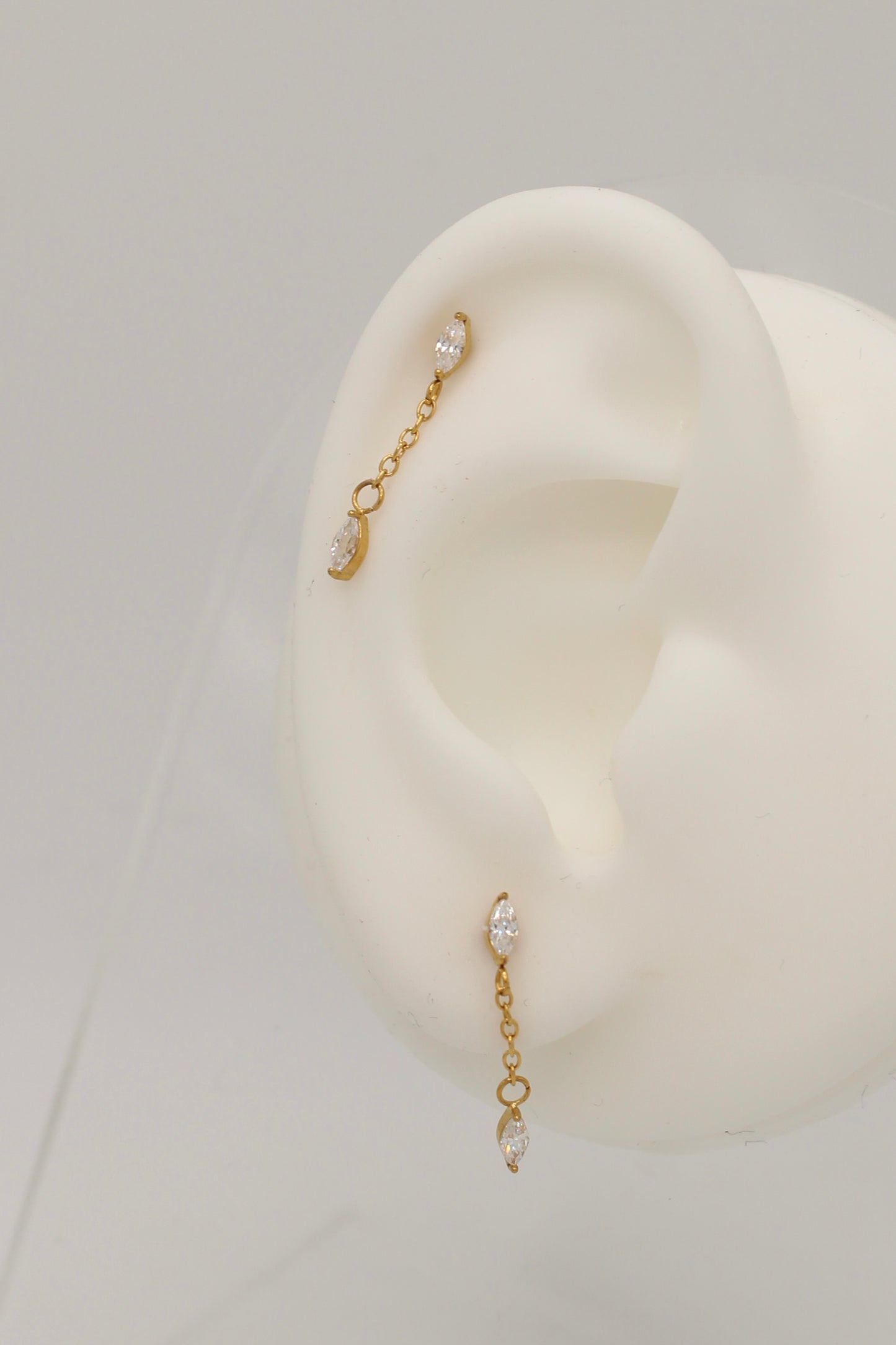 Ponzio Flatback Earring