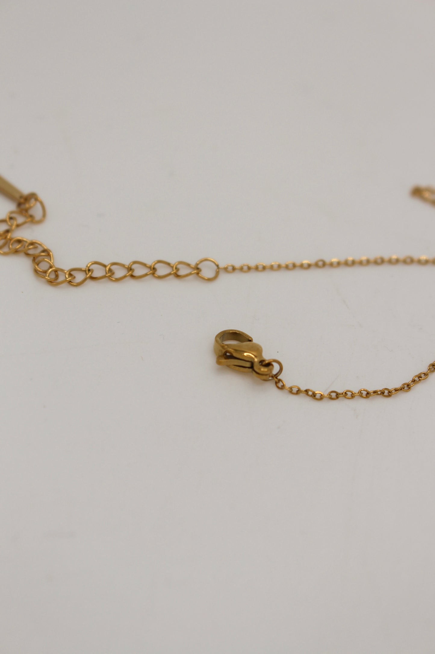 Sulk Necklace