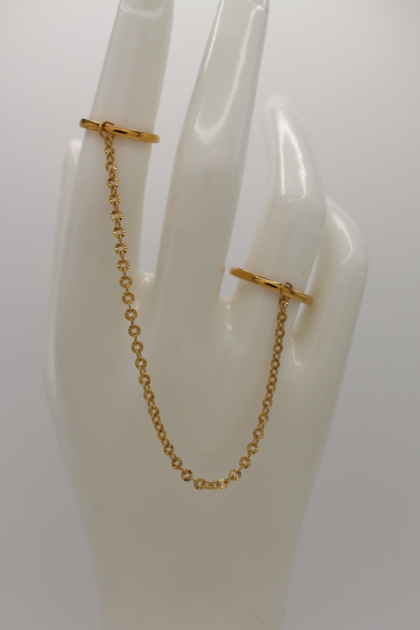 Corum Ring Chain
