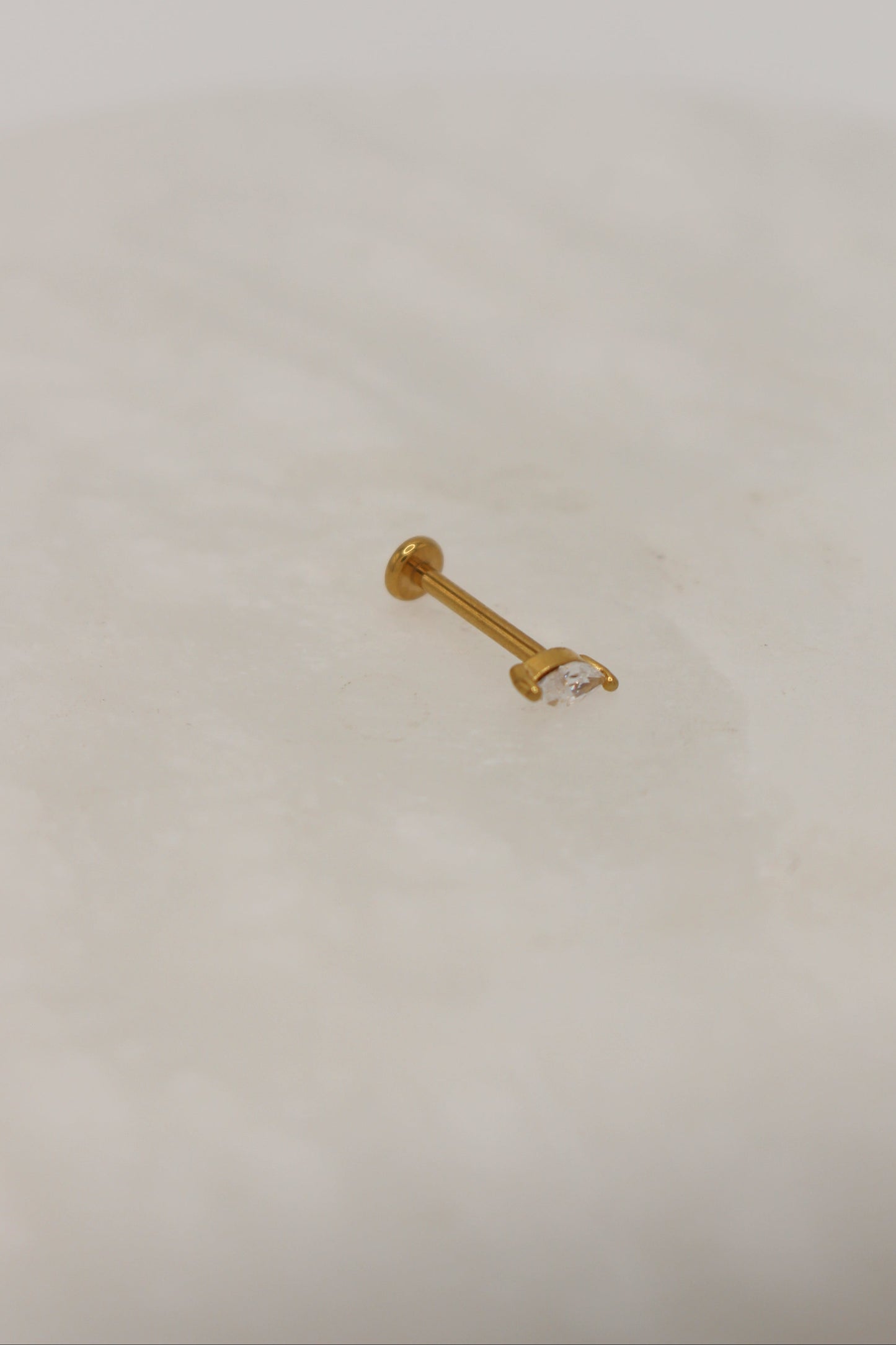 Quillota Flatback Earring