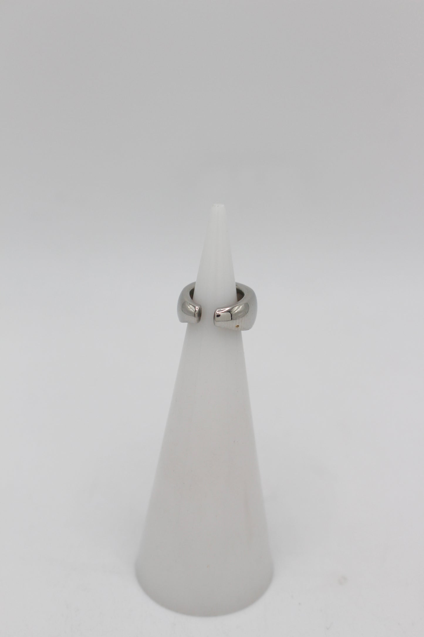 Lyon Ear Cuff