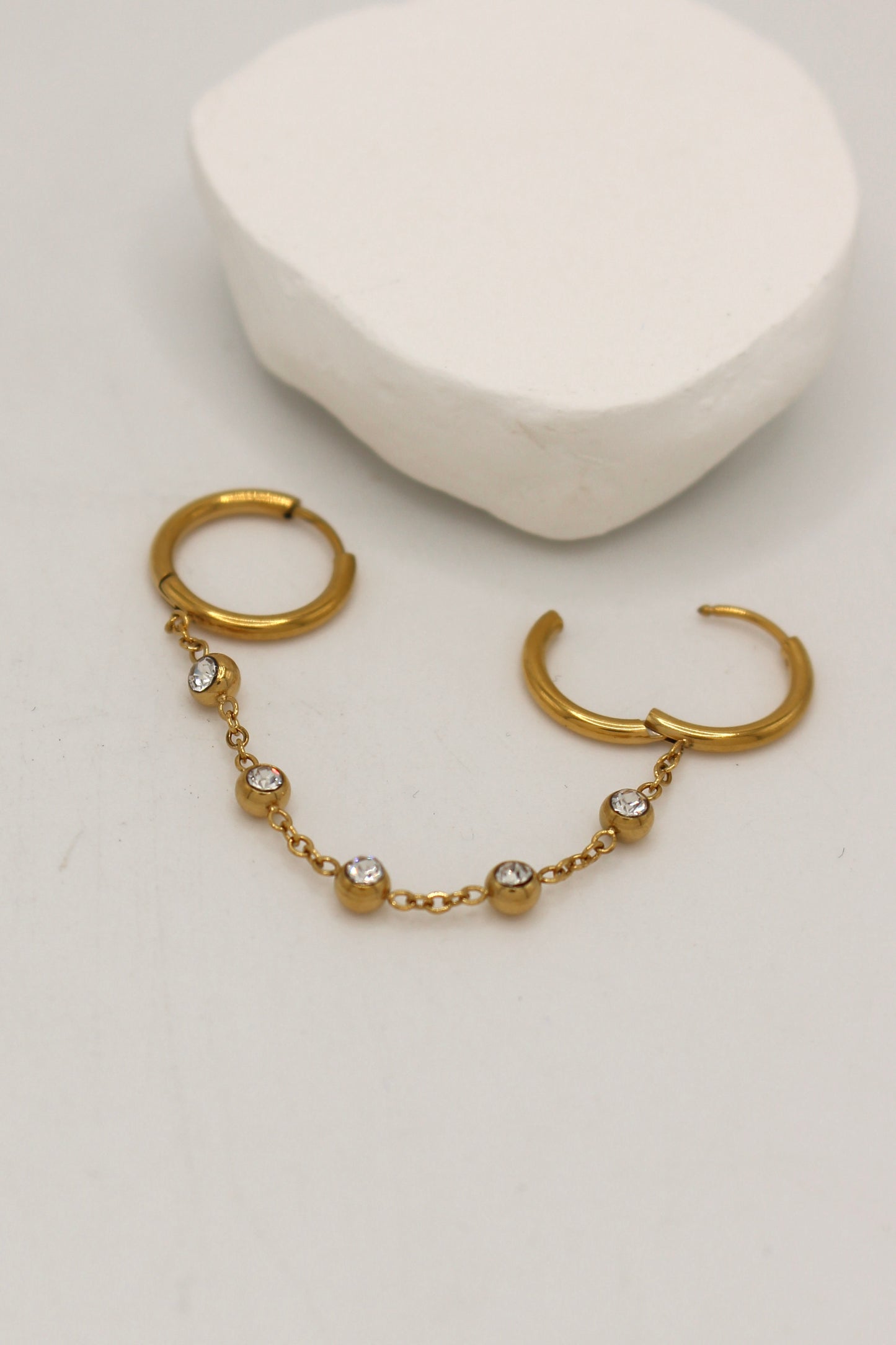 Brawley Chain Huggie