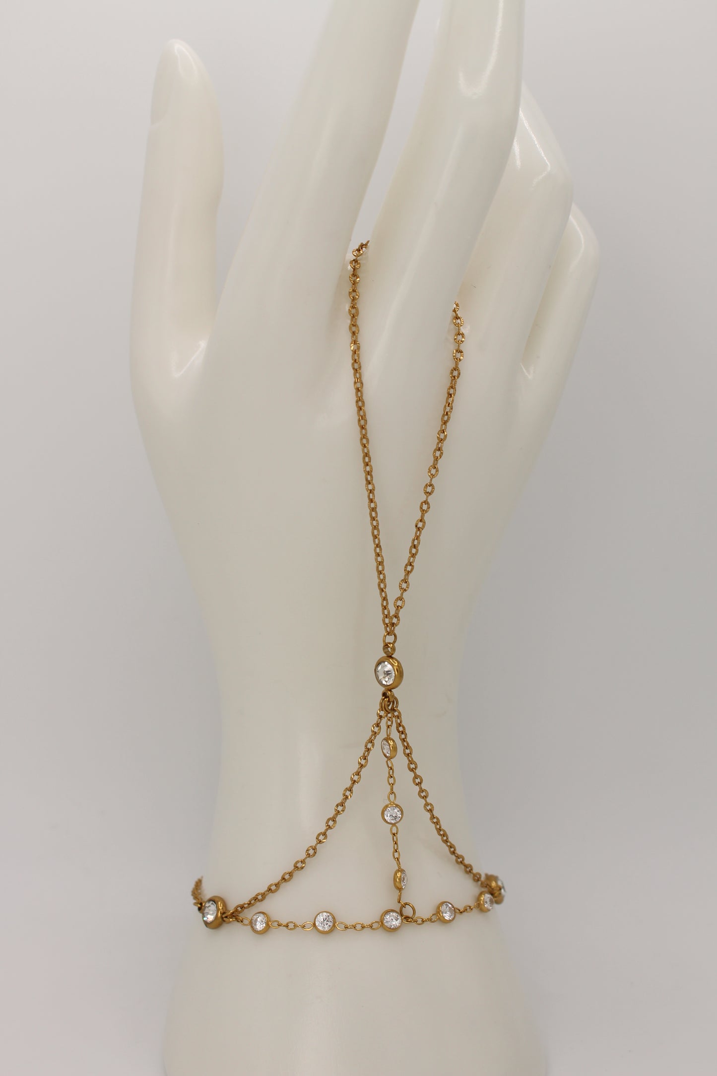Ylva Hand Chain