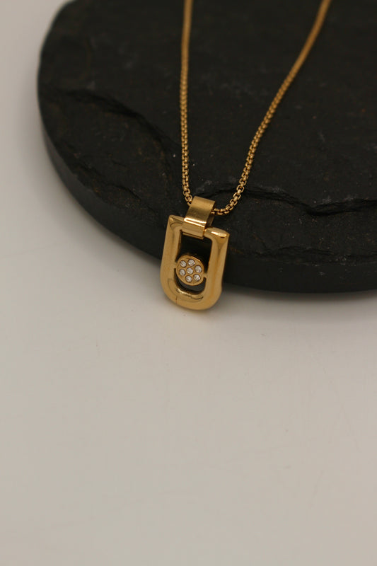 Raeken Necklace