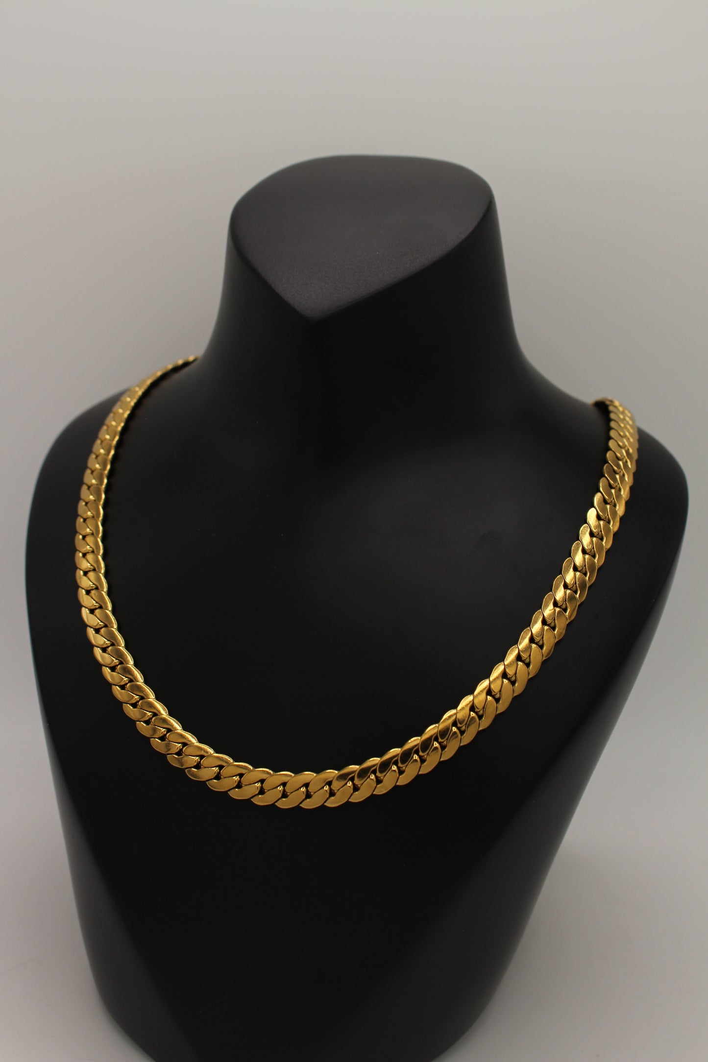 Redling Necklace - 6mm