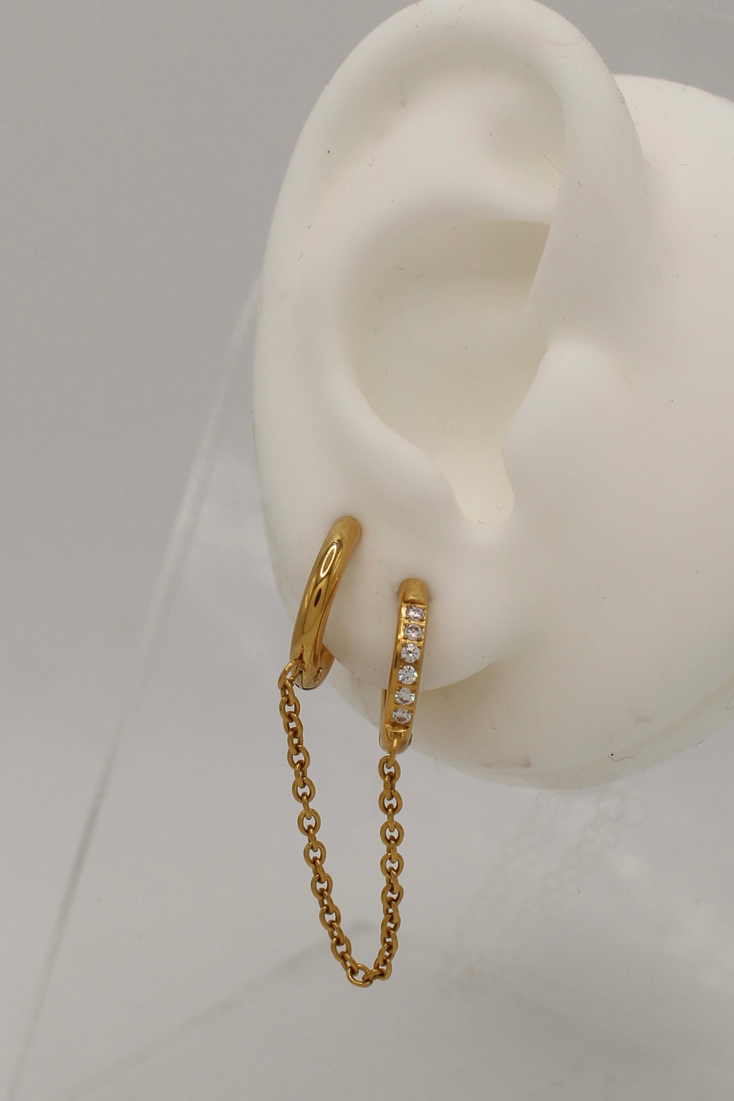 Hadassah Chain Huggie