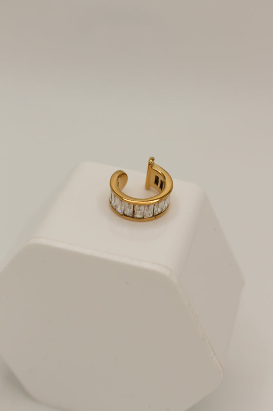 Mopatis Ear Cuff