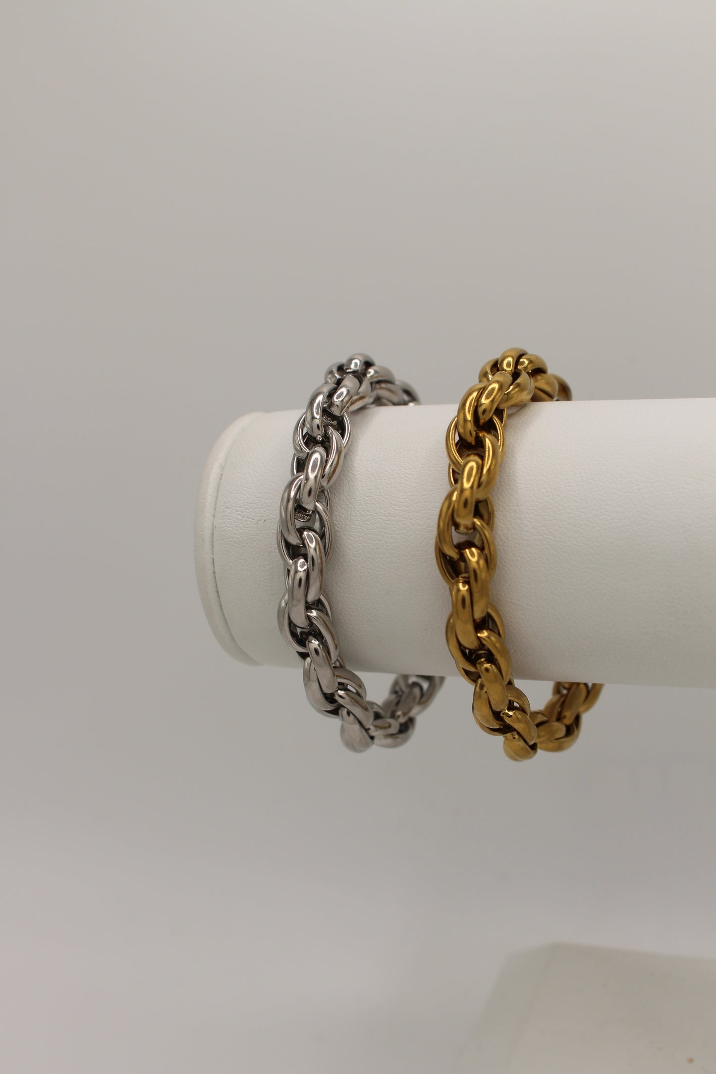 Jakarta Bracelet - 8mm