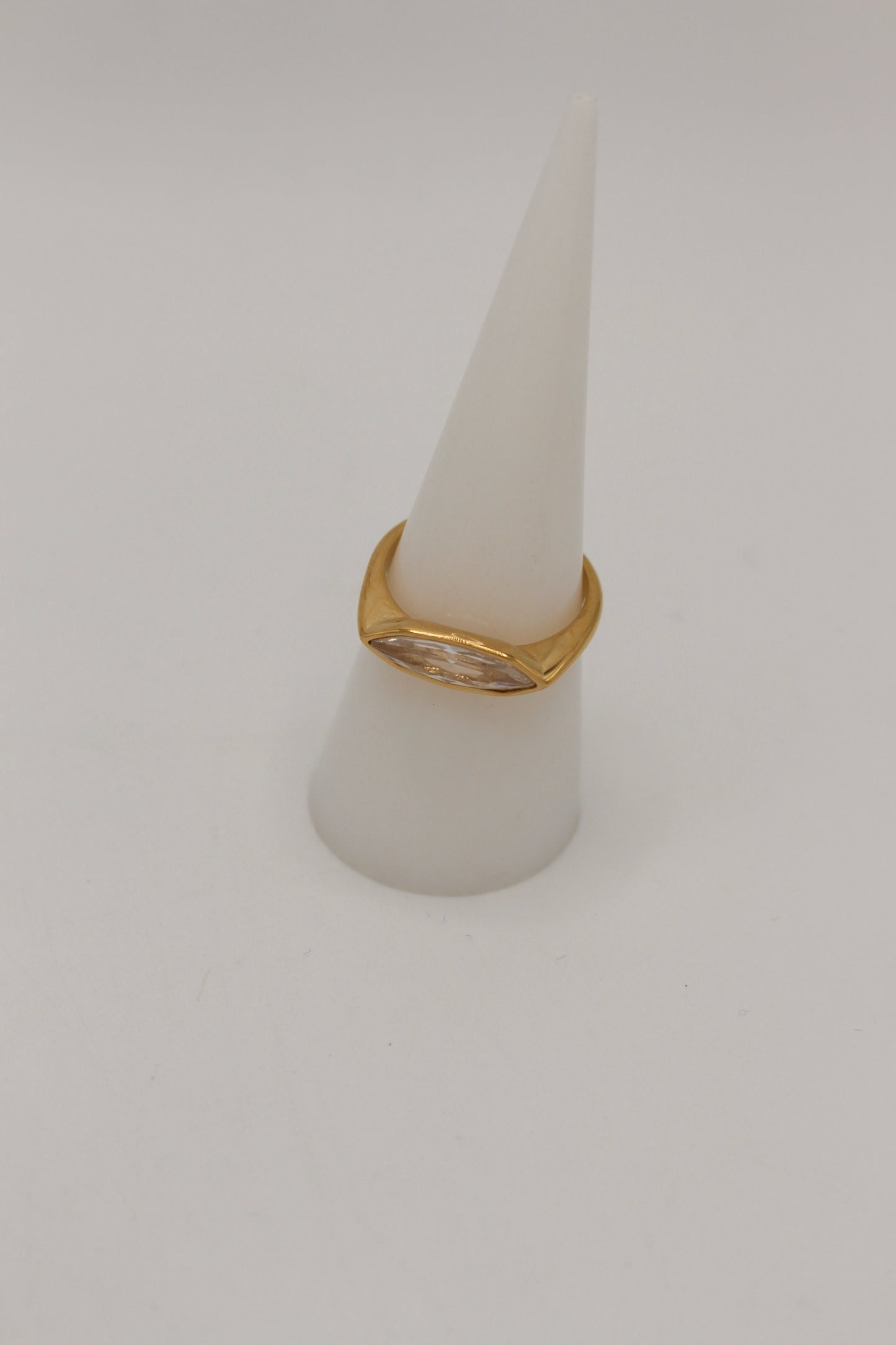 Locclin Ring