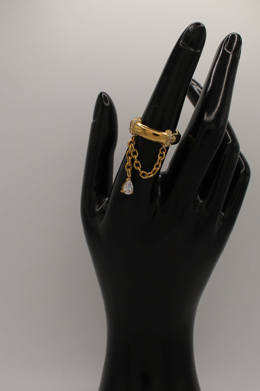 Essenie Ring