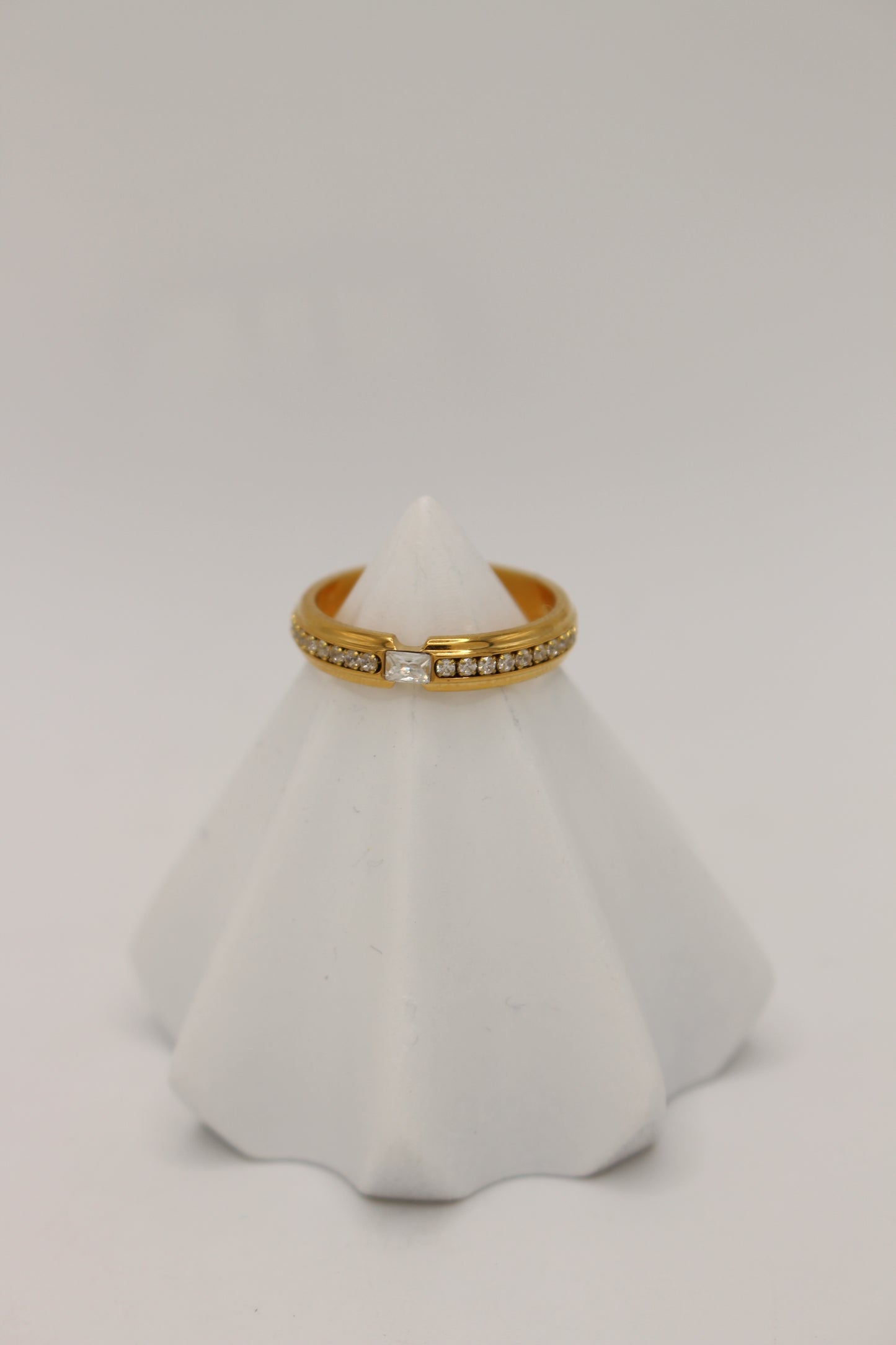Izumi Ring