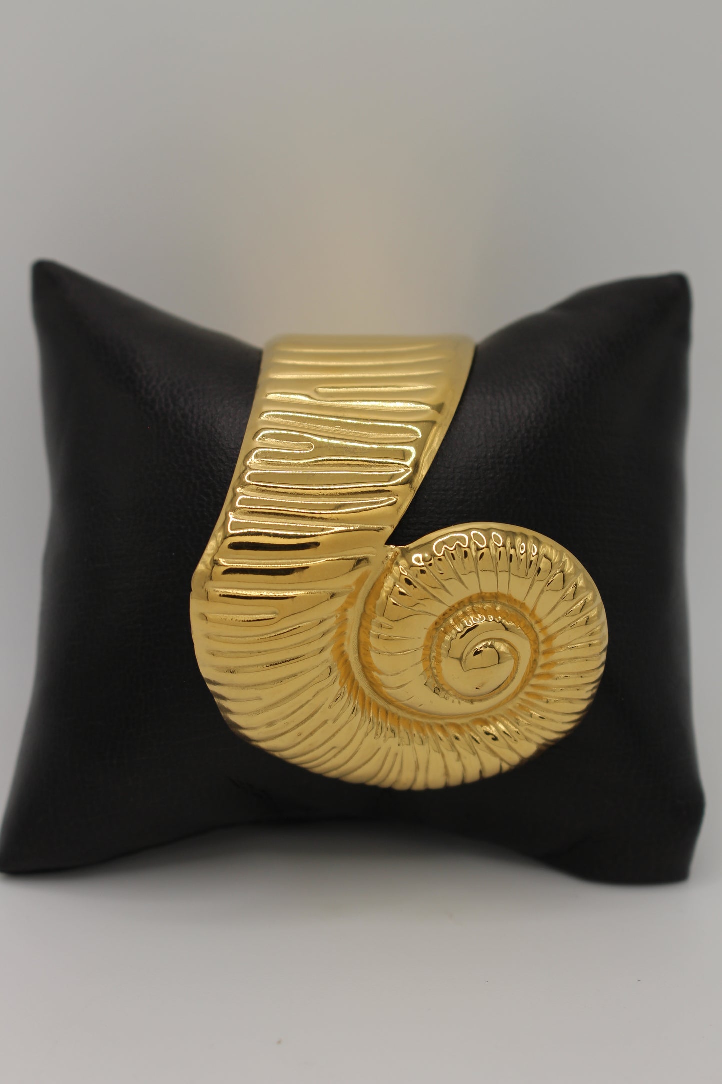 Nagie Bangle