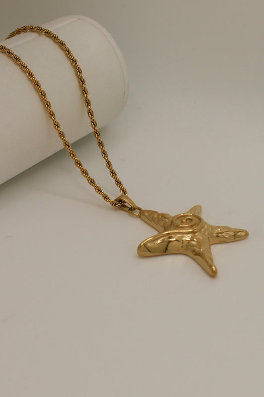 Zuver Necklace