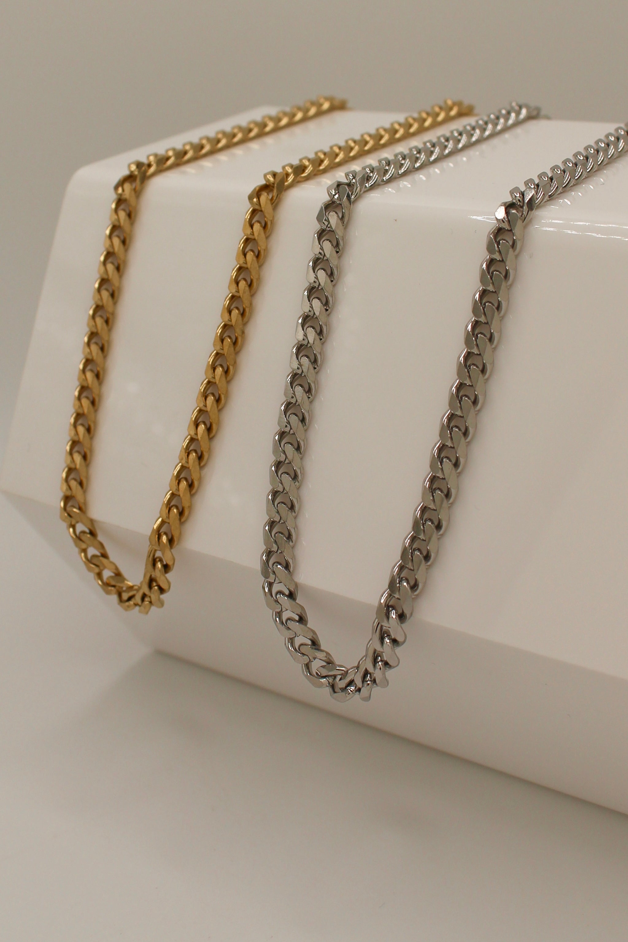 Serene Necklace - 5mm – Aviv Collection