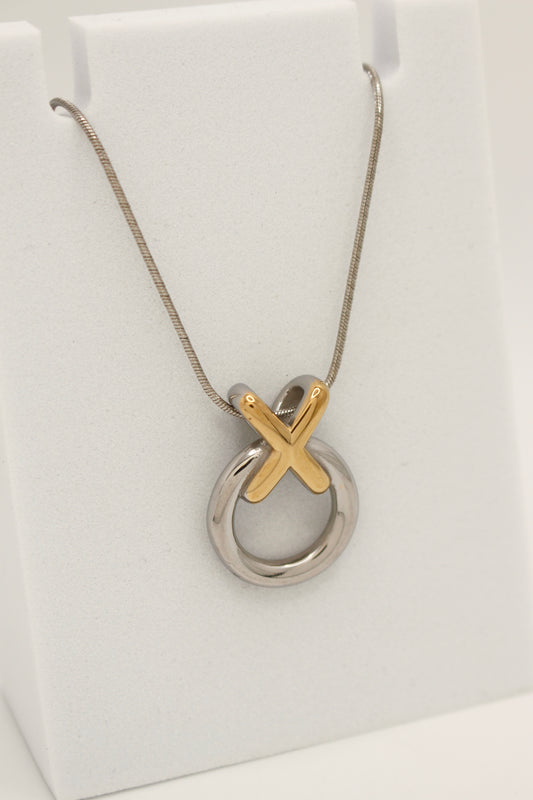 Viserys Necklace