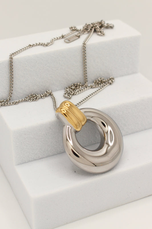 Waldra Necklace