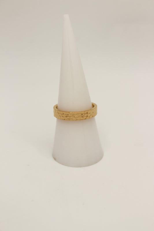 Arnaz Ring