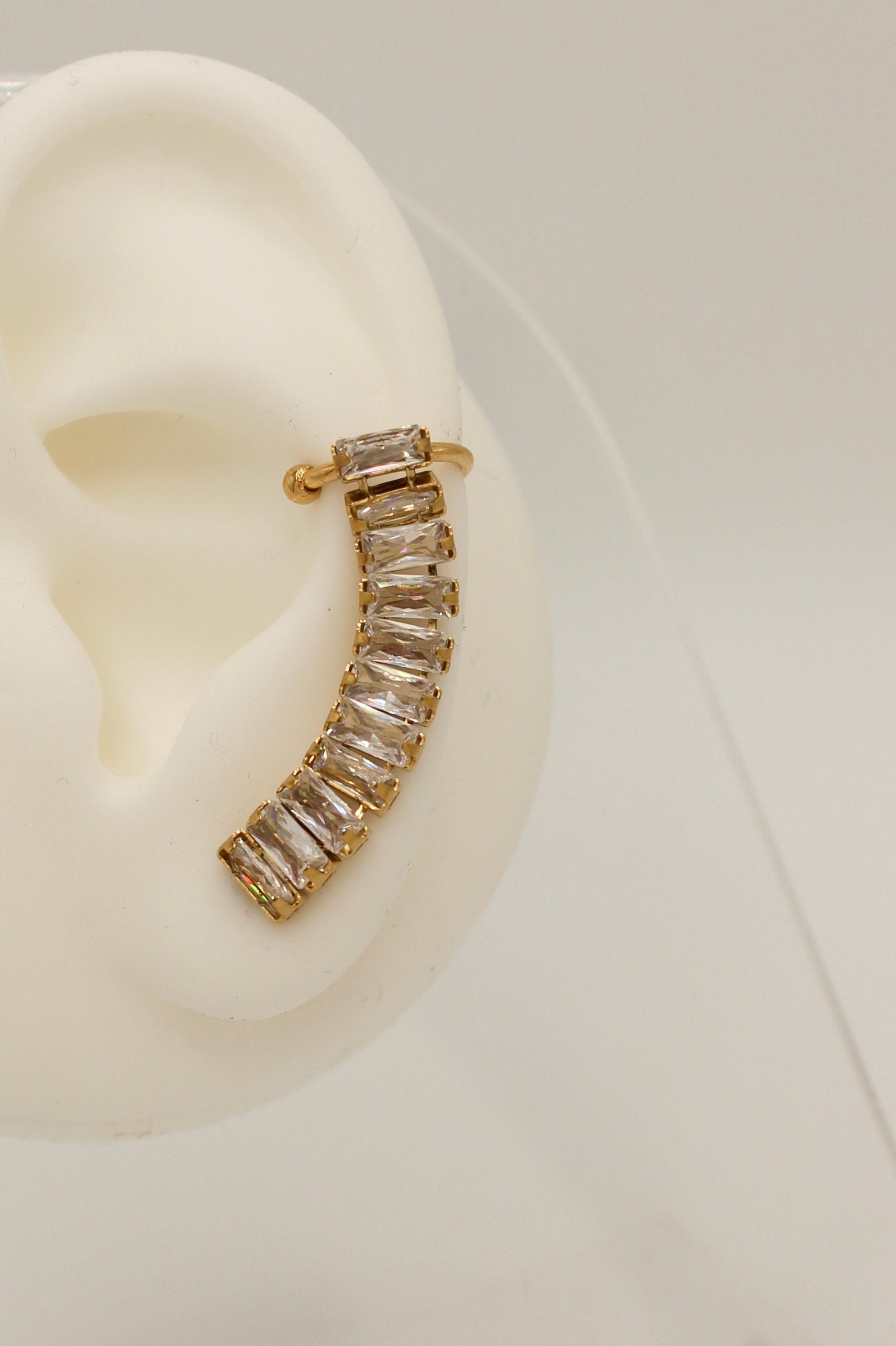 Ear Cuff – Aviv Collection