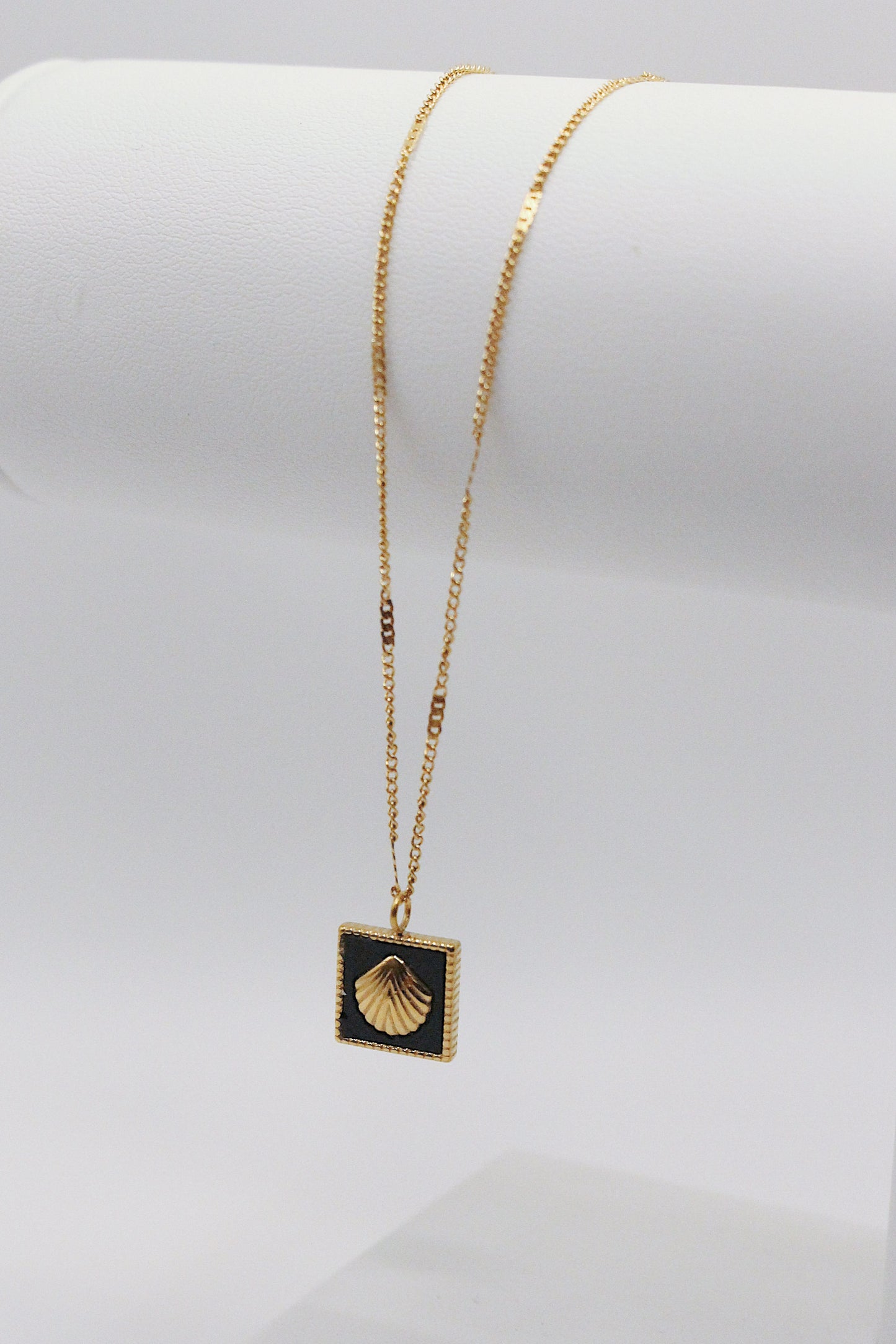 Winona layered hotsell necklace